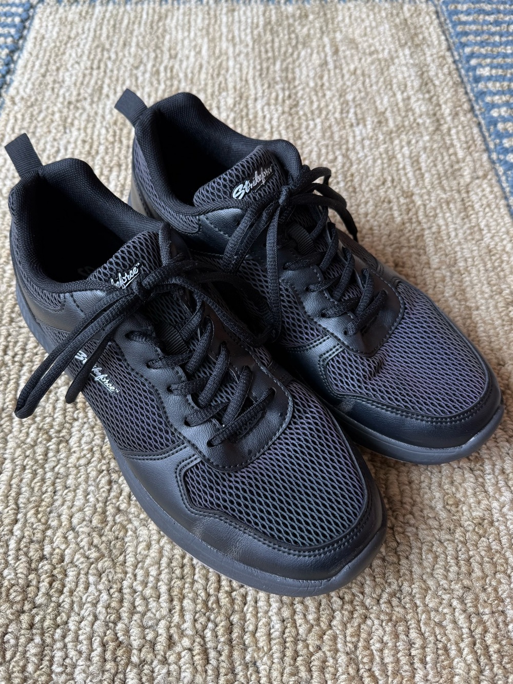 KR Strikeforce Black Athletic Bowling Shoes
